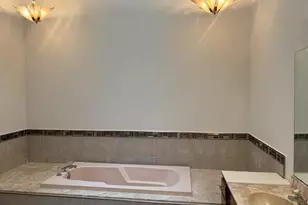 1015 Braemoor Dr, Downers Grove, IL 60515 - Photo 17