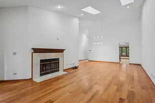 1015 Braemoor Dr, Downers Grove, IL 60515 - Photo 7