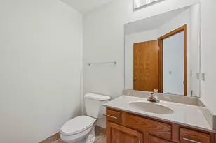 1015 Braemoor Dr, Downers Grove, IL 60515 - Photo 23