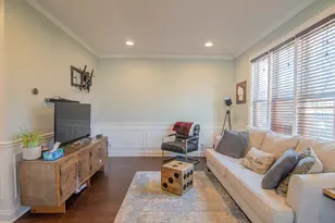 1513 Clinton Ave, Berwyn, IL 60402 - Photo 3