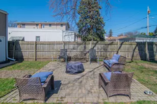 1513 Clinton Ave, Berwyn, IL 60402 - Photo 13