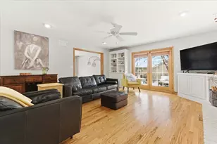 [Address not provided], Grayslake, IL 60030 - Photo 11