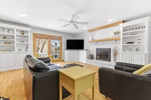 492 Patricia Ct, Grayslake, IL 60030 - Photo 13