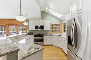 [Address not provided], Grayslake, IL 60030 - Photo 5