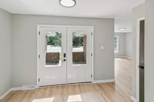 823 Bradoc St, Chicago Heights, IL 60411 - Photo 17