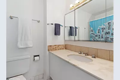 5415 N Sheridan Road #5305, Chicago, IL 60660 - Photo 9