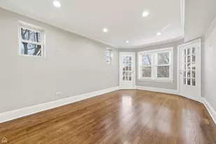 2303 W Winona St, Chicago, IL 60625 - Photo 11