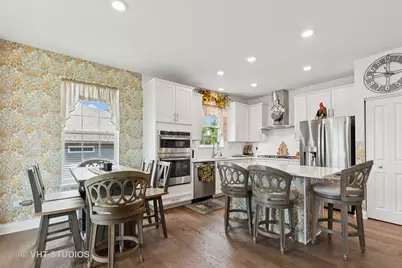 2032 Wentworth Drive, Volo, IL 60020 - Photo 9