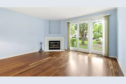 1604 Woodhaven Court #B, Mundelein, IL 60060 - Photo 3