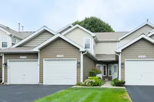 1604 Woodhaven Ct, Mundelein, IL 60060 - Photo 1