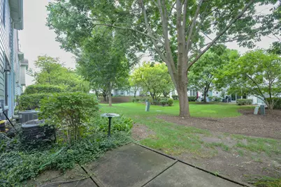 1604 Woodhaven Court #B, Mundelein, IL 60060 - Photo 13