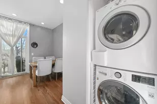 909 W Ohio St, Chicago, IL 60642 - Photo 29