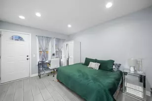 909 W Ohio St, Chicago, IL 60642 - Photo 25