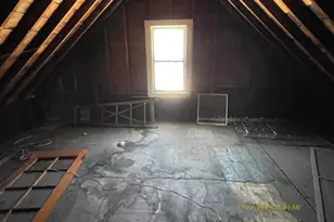 8148 S Brandon Ave, Chicago, IL 60617 - Photo 11