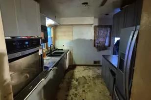 413 27th St, Rockford, IL 61108 - Photo 3