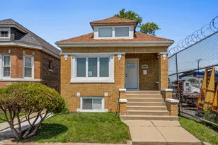 5418 W Flournoy St, Chicago, IL 60644 - Photo 1