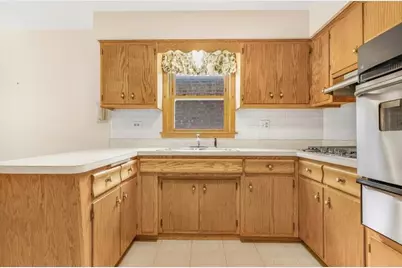 2520 N Neva Avenue #2, Chicago, IL 60707 - Photo 3