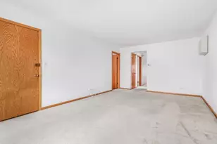 2520 N Neva Ave, Chicago, IL 60707 - Photo 9