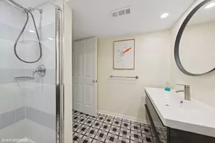 28 S Clay St, Hinsdale, IL 60521 - Photo 19