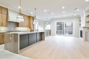 3723 N Oakley Ave, Chicago, IL 60618 - Photo 7