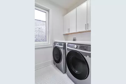 3723 N Oakley Avenue, Chicago, IL 60618 - Photo 33