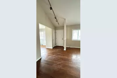 9067 N Clifton Avenue, Niles, IL 60714 - Photo 3