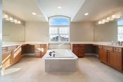 408 N White Deer Trail, Vernon Hills, IL 60061 - Photo 21