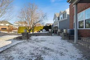 408 N White Deer Trail, Vernon Hills, IL 60061 - Photo 43