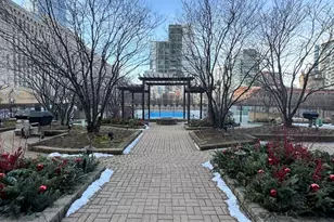 400 N La Salle Dr, Chicago, IL 60654 - Photo 5