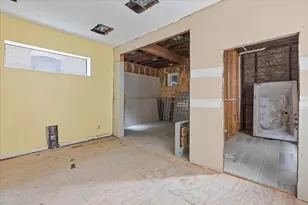 6351 S Drexel Ave, Chicago, IL 60637 - Photo 11