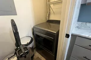 1371 Cunat Ct, Lake in the Hills, IL 60156 - Photo 9