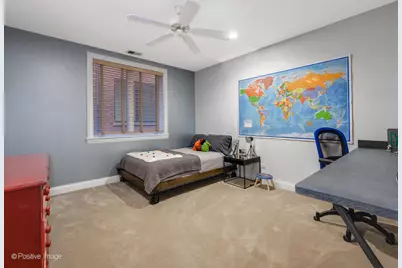 1426 W Melrose Street, Chicago, IL 60657 - Photo 27