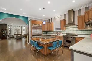 1426 W Melrose St, Chicago, IL 60657 - Photo 17