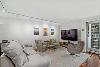 6033 N Sheridan Road #15L, Chicago, IL 60660 - Photo 3