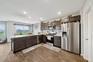 3828 Gansett Pkwy, Elgin, IL 60124 - Photo 5