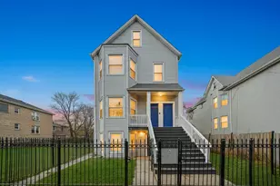 8026 S Coles Ave, Chicago, IL 60617 - Photo 3