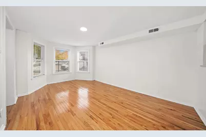 8026 S Coles Avenue #1-G, Chicago, IL 60617 - Photo 5