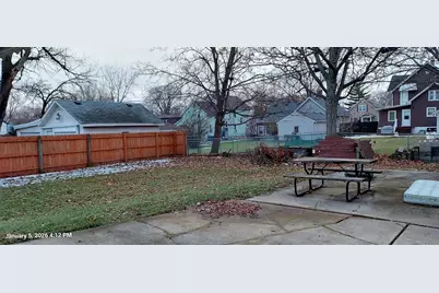 628 Monroe Street, Aurora, IL 60505 - Photo 11