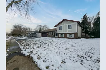 5505 W Shore Drive, McHenry, IL 60050 - Photo 3