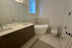 4243 N Damen Ave, Chicago, IL 60618 - Photo 33