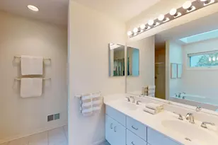 9S310 Woodcreek Pl, Downers Grove, IL 60516 - Photo 31