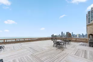 2000 N Lincoln Park W, Chicago, IL 60614 - Photo 21