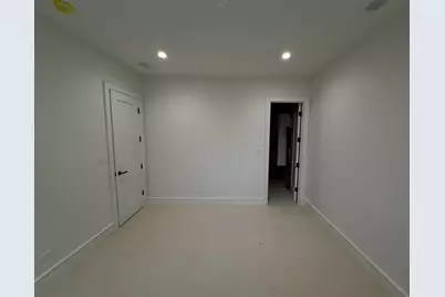 4243 N Damen Avenue #CH, Chicago, IL 60618 - Photo 15