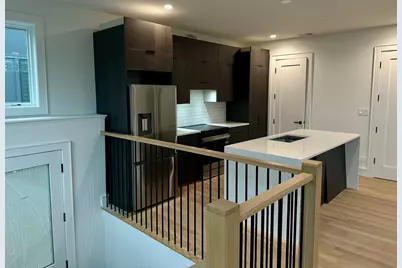 4243 N Damen Avenue #CH, Chicago, IL 60618 - Photo 7