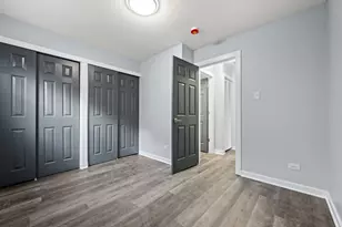 21616 Peterson Ave, Sauk Village, IL 60411 - Photo 7