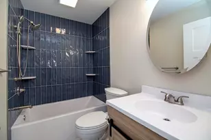 195 N Michigan Ave, Bradley, IL 60915 - Photo 9