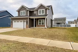 715 Rapp Dr, Mahomet, IL 61853 - Photo 3