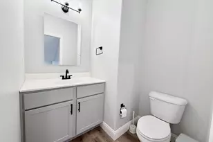 715 Rapp Dr, Mahomet, IL 61853 - Photo 7