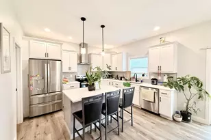 715 Rapp Dr, Mahomet, IL 61853 - Photo 17