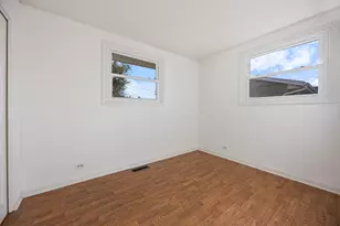 [Address not provided], Carol Stream, IL 60188 - Photo 19